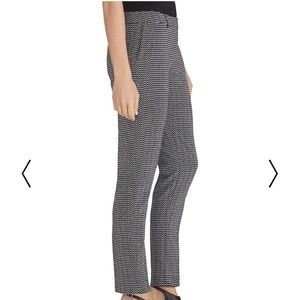 WHBM / Crepe Tapered Ankle Pant